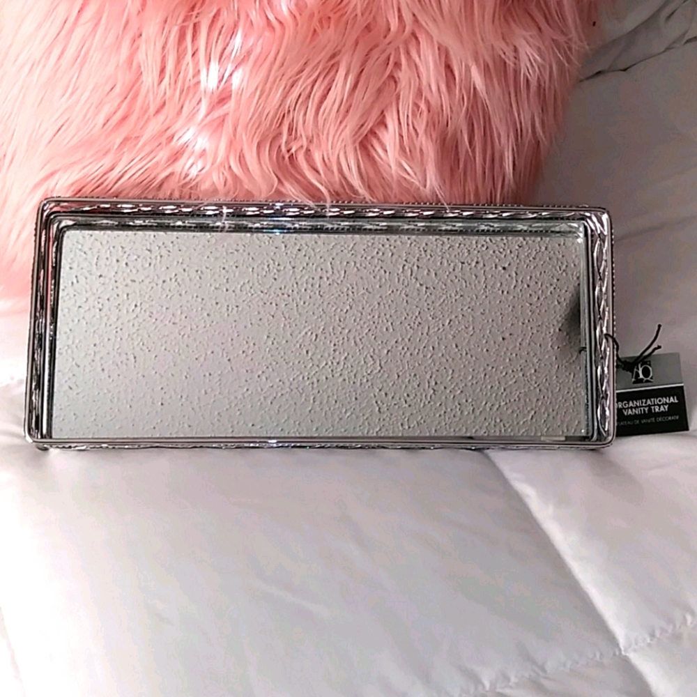 Organizational Vanity Tray